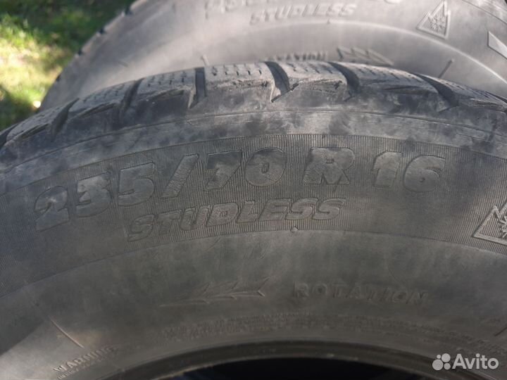 Michelin 4X4 A/T 235/70 R16