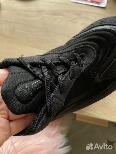 Adidas ozelia оригинал 35