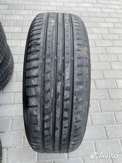 Yokohama BluEarth AE50 SUV 215/65 R17