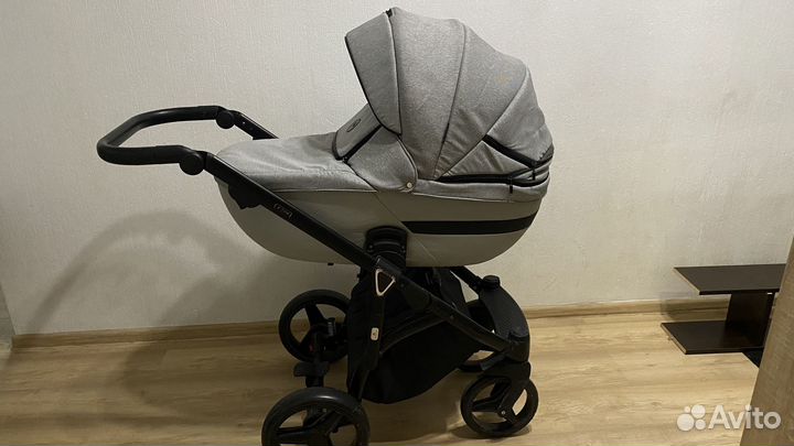 Коляска 2 в 1 adamex
