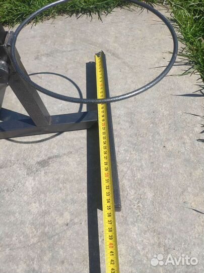 Подставка для корма собак