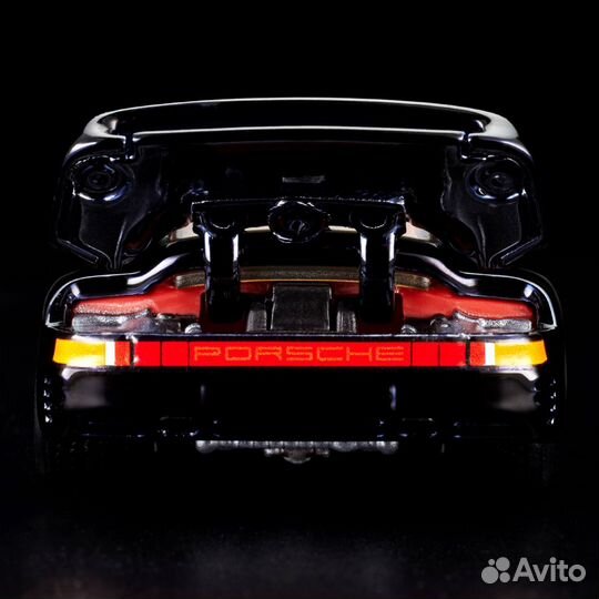 Hot Wheels RLC Porsche 959