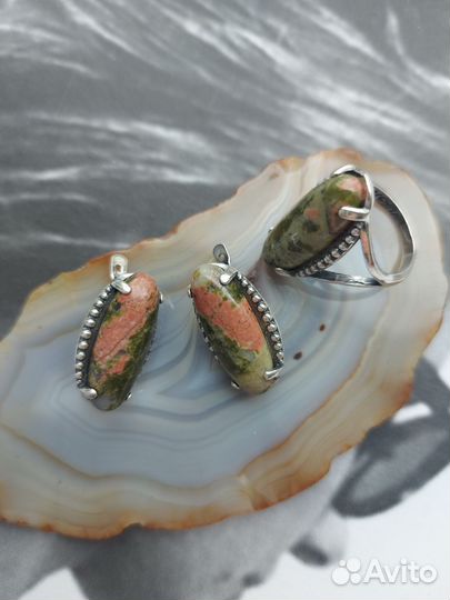 Комплект украшений с яшмой