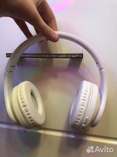 Большие наушники Walrort с подсветкой