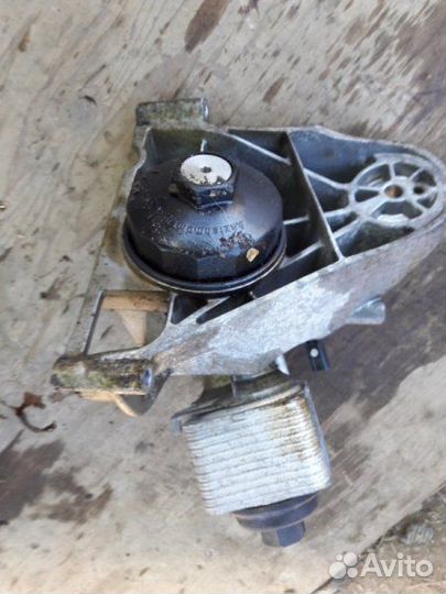 Крепление двигателя левое Volkswagen Touareg 7LA