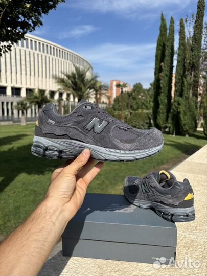 Кроссовки New Balance 2002r 41-45