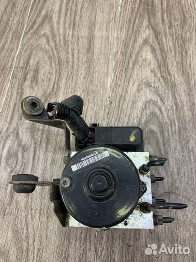 Блок abs Mazda 3 хетчбэк 5-ти дв. 2006