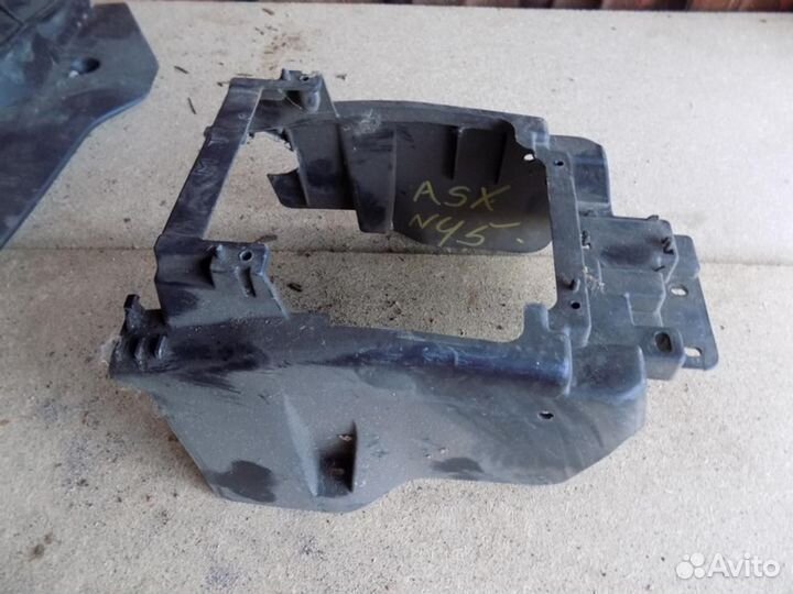 Консоль ASX 2010-2016