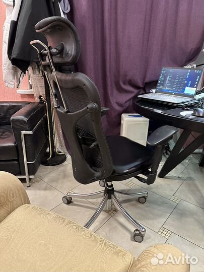 Дорогое компьютерное кресло Cheirman 769