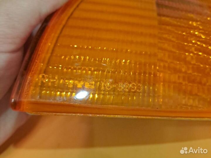 Фонарь указателя поворота Правый Fiat Punto (1993