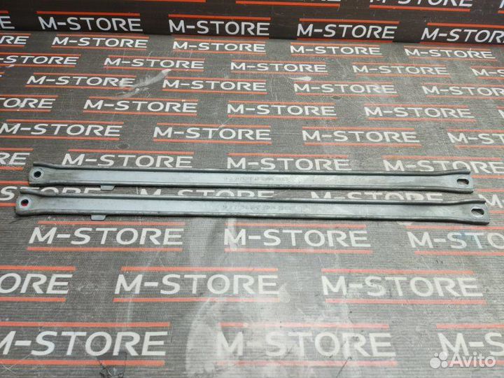 Распорка Mercedes-Benz E-Class W212 272.952 2009