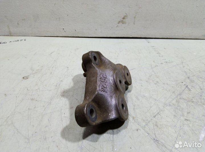 Кронштейн опоры двигателя Chevrolet Cobalt T250