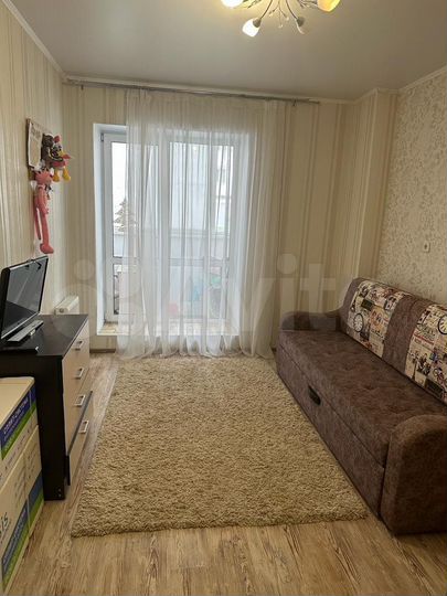 2-к. квартира, 60,7 м², 1/10 эт.