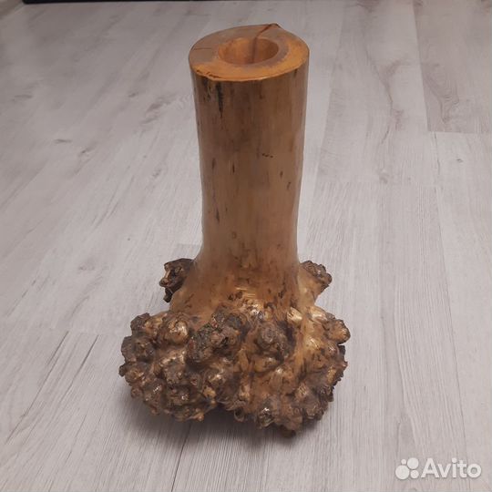 Ваза из карельской березы