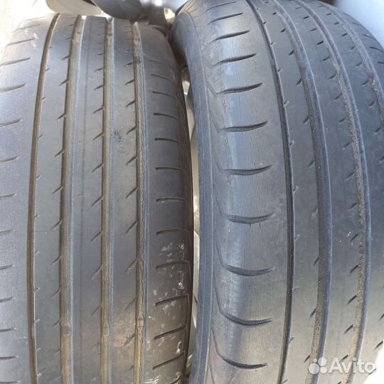 Yokohama Advan Sport V105 255/55 R16 V