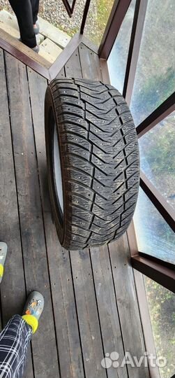 Yokohama Ice Guard IG65 265/50 R20