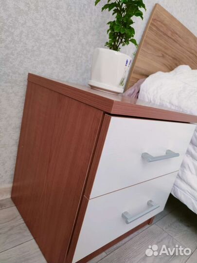 Тумба прикроватная бу