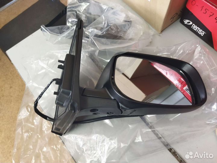 Зеркало заднего вида правое Toyota Corolla E150