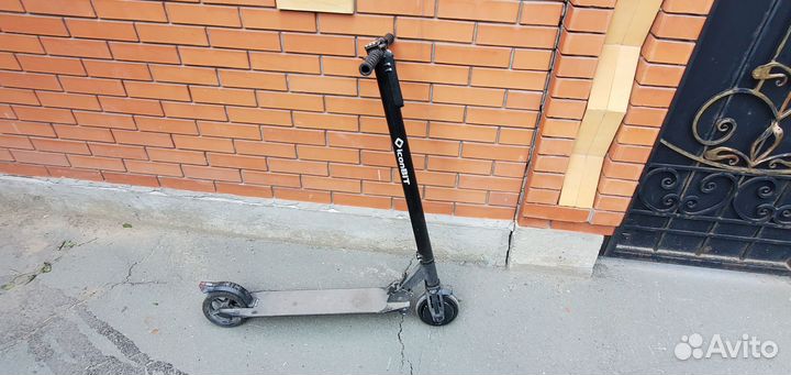 Продам электросамокат