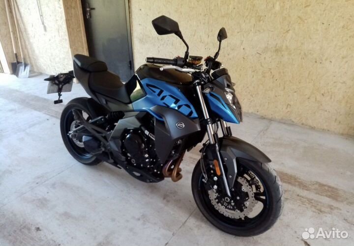 Мотоцикл CFmoto 400NK
