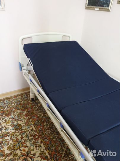 Медицинская многофункциональная кровать