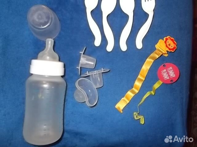 Молокоотсос, бутылочки Avent, ложки, вилки, расчес