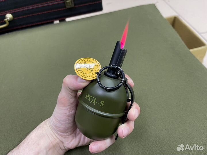 Зажигалка турбо с пепельницей