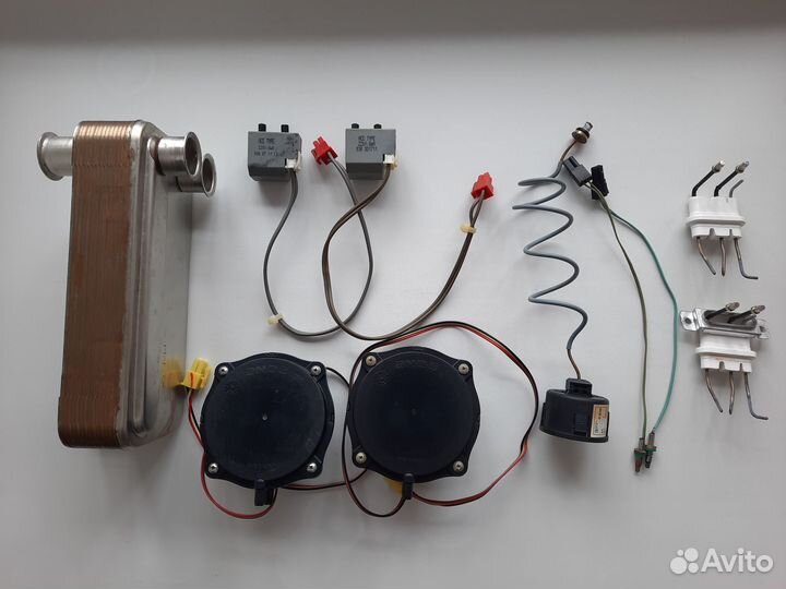 Запчасти для газового котла Navien Deluxe 30k