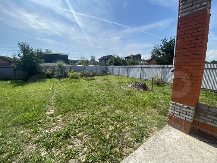 Дом 225 м² на участке 8 сот.