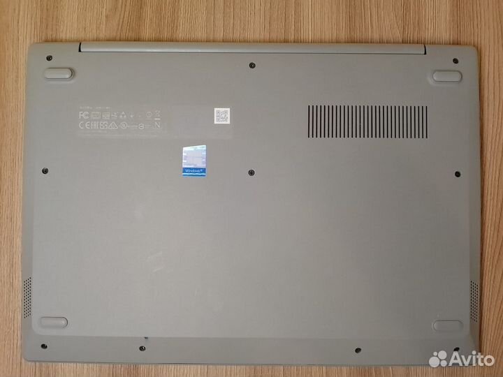Lenovo IdeaPad 1 14IGL05 (IPS 1920x1080 SSD 128Gb)
