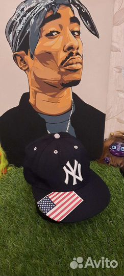 Кепка New Era Fits с прямым козырьком