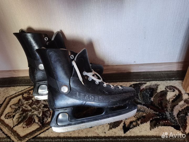 Коньки хоккейные 41 размер