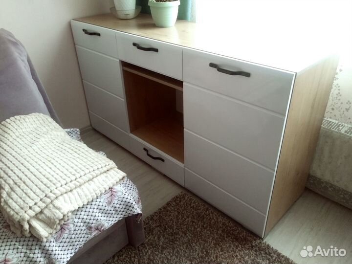 Продам тумбу