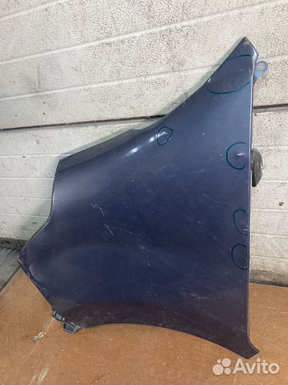 Крыло левое renault master 3