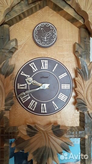 Резные Часы с кукушкой Маяк ссср.настроены.перешлю