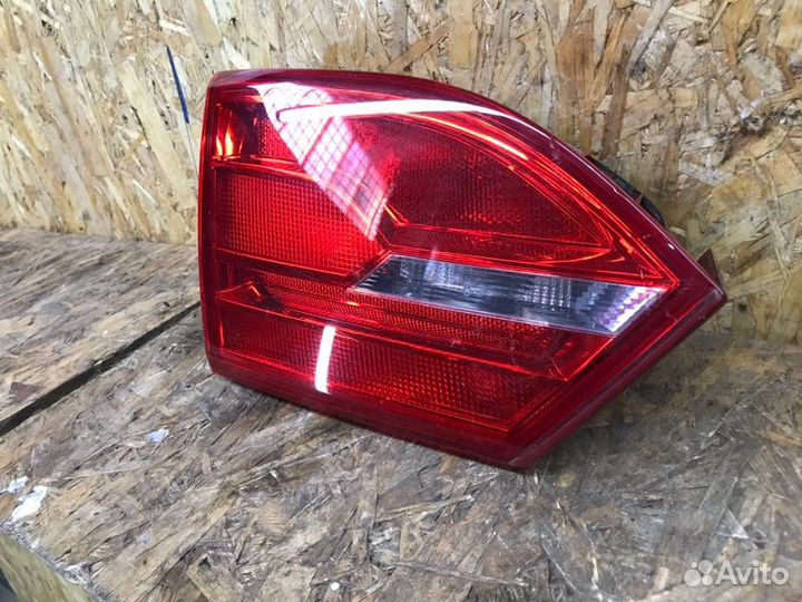 Фонарь задний левый Volkswagen Jetta 6 седан 1