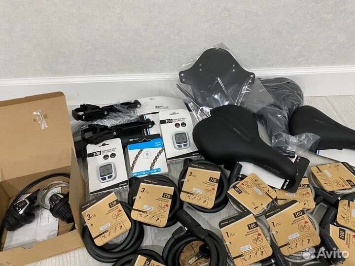 Велосипедные аксессуары и детали, замки