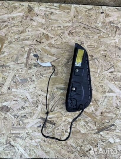 Подушка безопасности в сиденье BMW 1