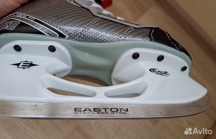 Продам детские коньки