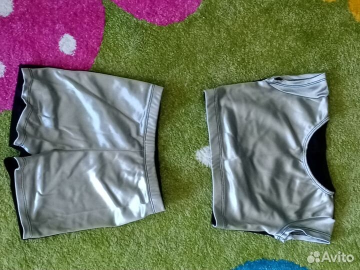 Топ и шорты для гимнастики
