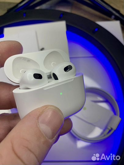 Airpods 3 поколения