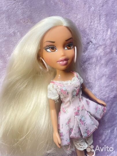 Кукла Bratz vinessa trend it