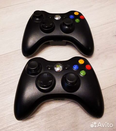 Xbox 360 slim / Freeboot / 2 геймпада / много игр