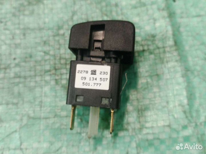 Кнопка рециркуляции воздуха Opel Vectra B