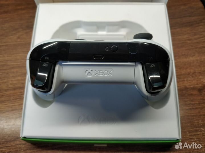Геймпад Xbox one s