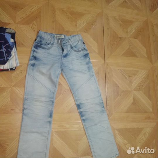 Джинсы