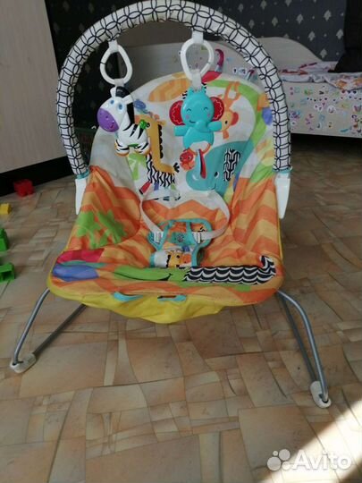 Шезлонг детский