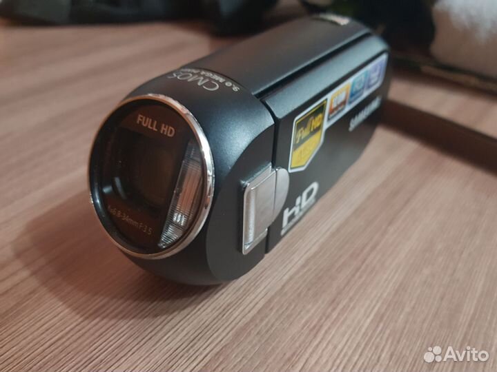 Видеокамера