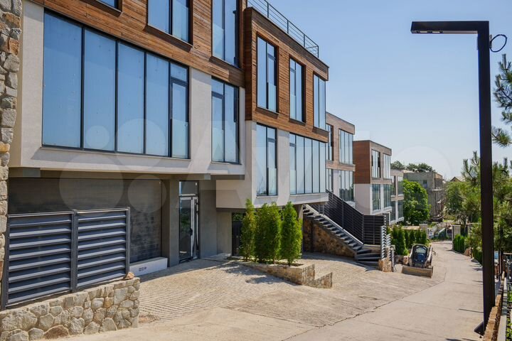 Таунхаус 165 м² на участке 1,6 сот.