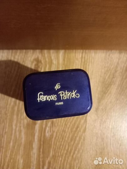 Баночка для хранения от французских духов